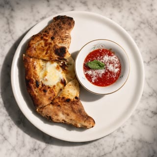 Classic Calzone